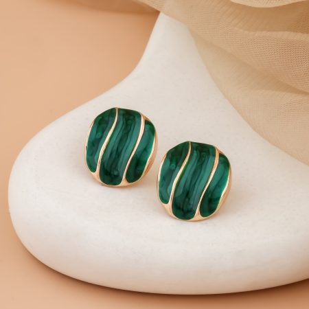 Emerald Wave Textured Stud Earrings – Bold Earthy Elegance