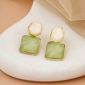 Olive & Cream Geometric Drop Earrings – Soft Statement Style