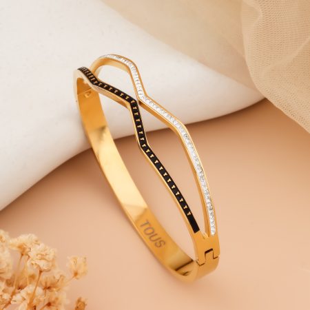 Dual-Tone Wave Cuff Bracelet – Bold Meets Refined