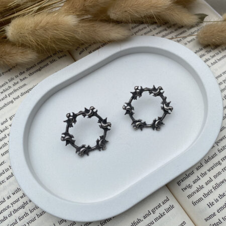 Oxidized Bird Wreath Stud Earrings – Nature-Inspired Minimalism